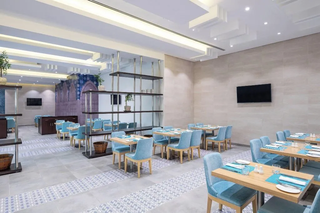 Restaurant, Four Points by Sheraton Sharjah, Dubai
