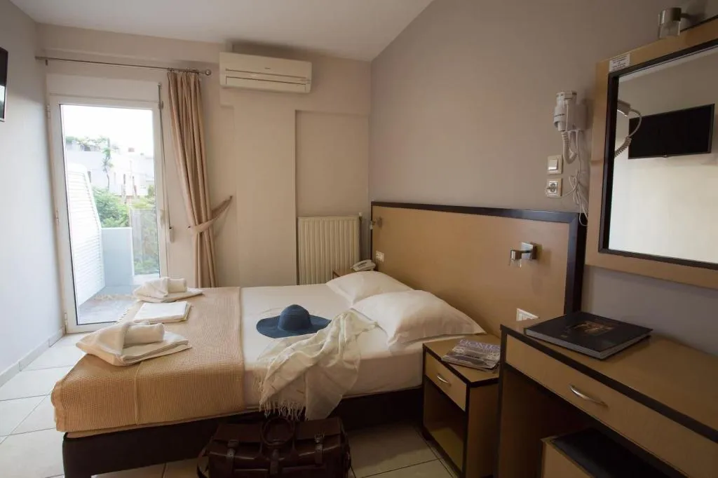 Room, Theofilos City Hotel, Crete
