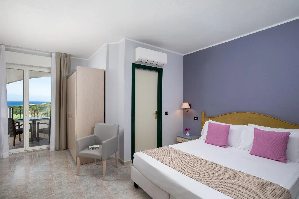 Double or Twin SEA VIEW WITH TERRACE Room, Rosa dei Venti, Cagliari