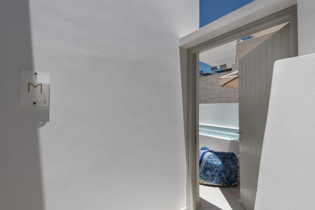 Double or Twin ONE BEDROOM ONE BATHROOM Room, La Madeleine Oia, Santorini