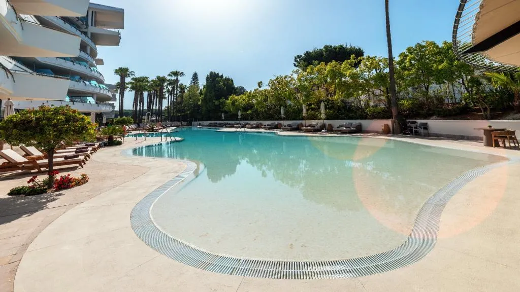 Pool, Senator Banus, Costa Del Sol
