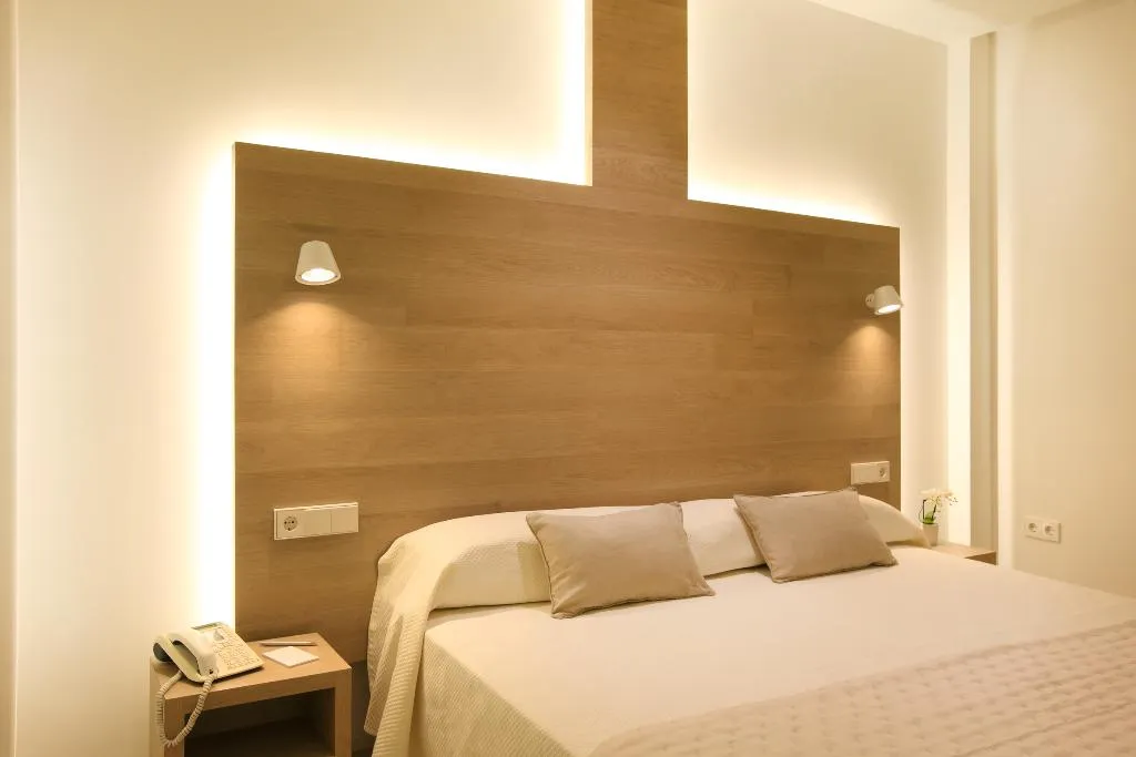 Room, Carlos I, Costa Blanca