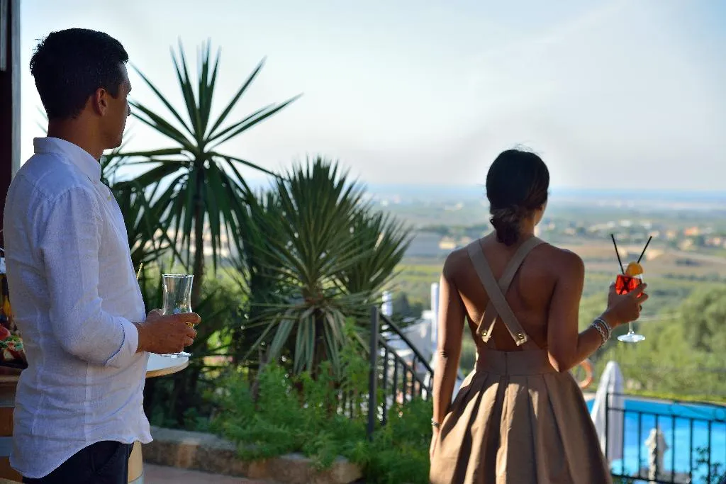 Bar, Baglio Oneto dei Principi di San Lorenzo, Palermo