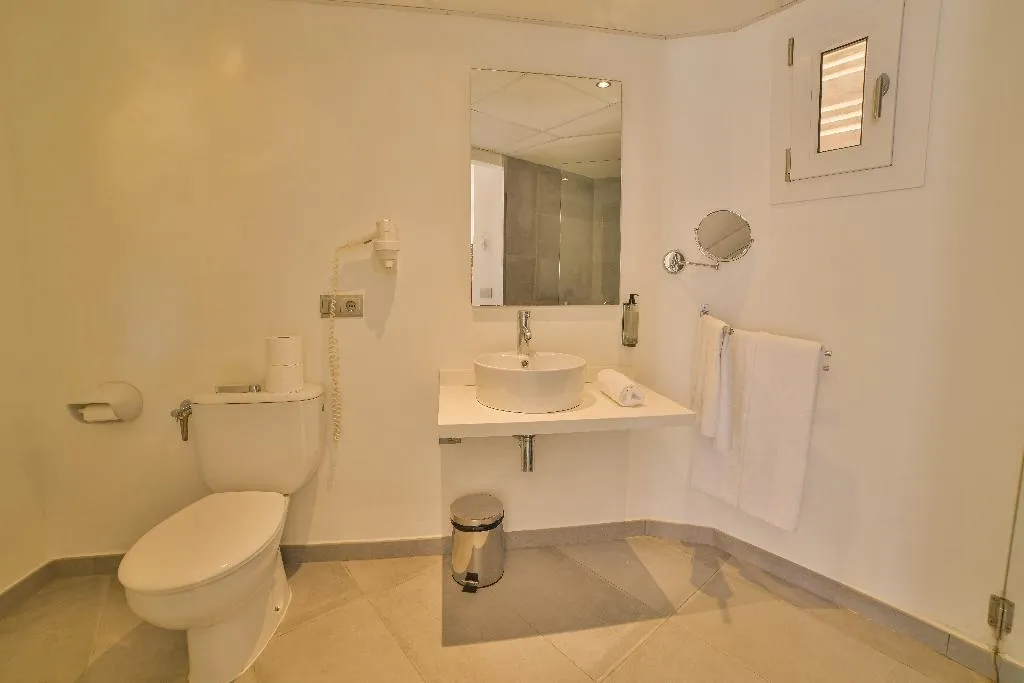 STUDIO CAPACITY 1 Room, Azul Playa Apartments, Majorca