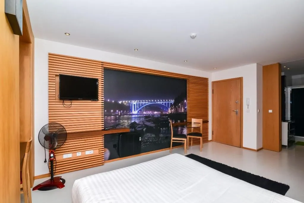 Room, Reis De Gaia, Porto