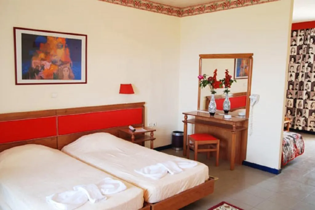 FAMILY ROOM SUPERIOR GARDEN VIEW Room, Zante Royal Resort, Zante