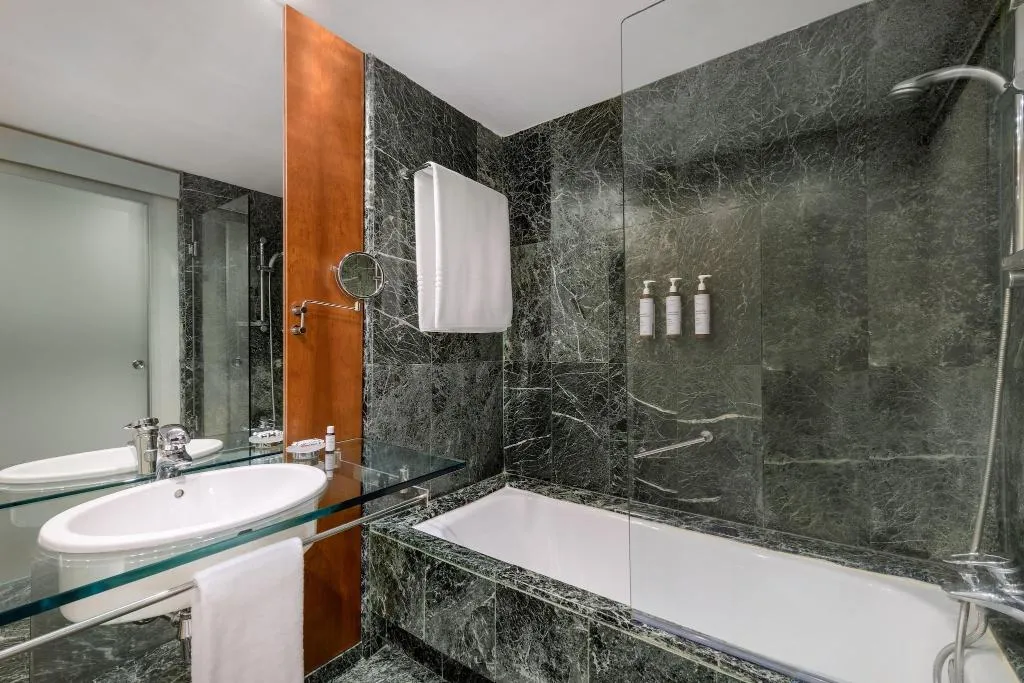 Room, AC Madrid Aitana, Madrid