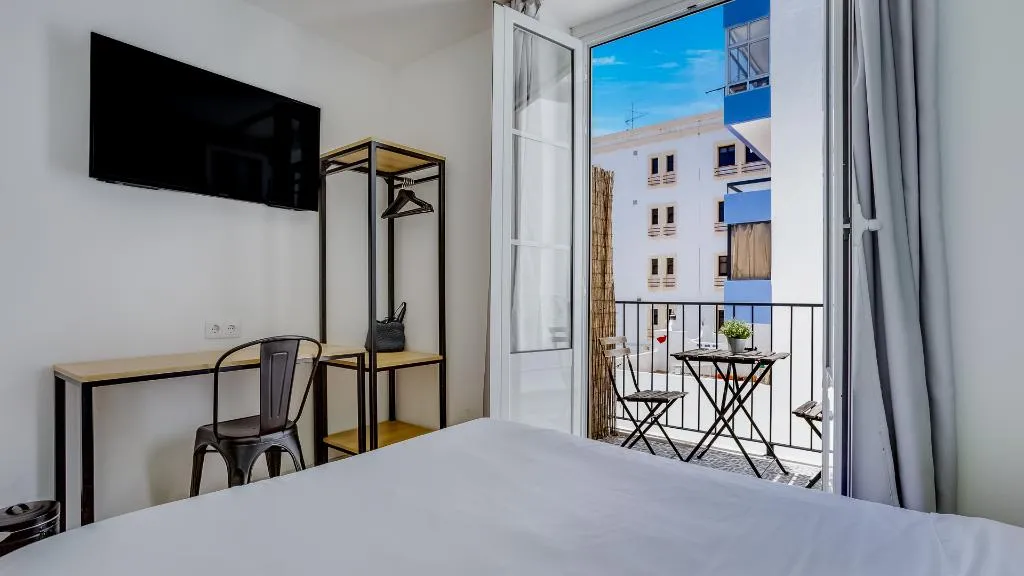 DOUBLE CLASSIC Room, Hostellicious, Algarve