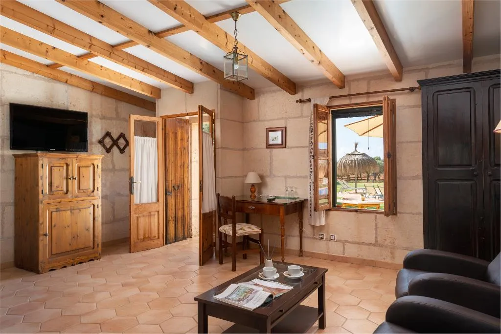 JUNIOR SUITE STANDARD Room, Can Canals, Majorca