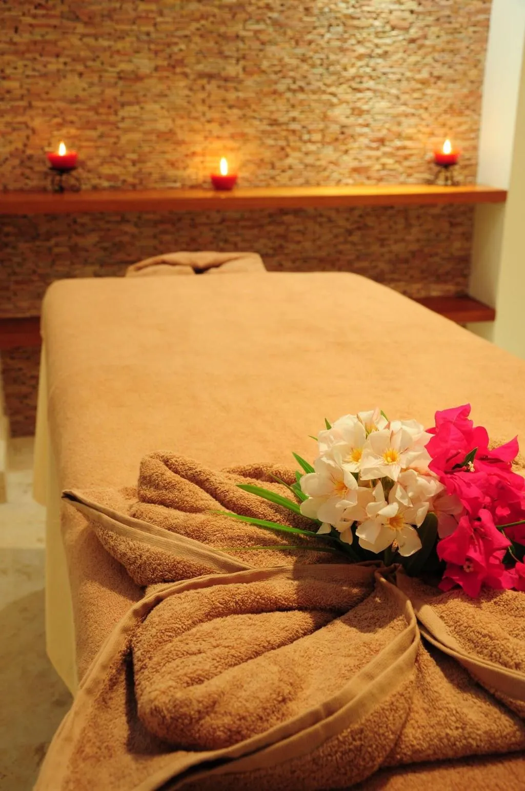 Sports and Entertainment, El Taj Ocean Front and Beachside Condo Hotel, Playa Del Carmen