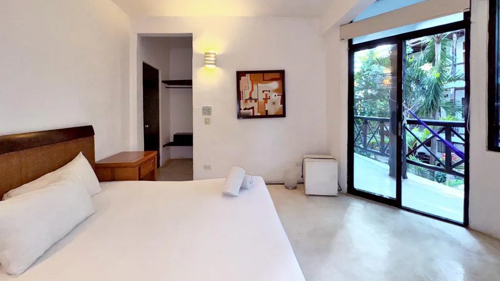 Room ONE BED Room, Siesta Fiesta Hotel – 5th Avenue, Playa Del Carmen