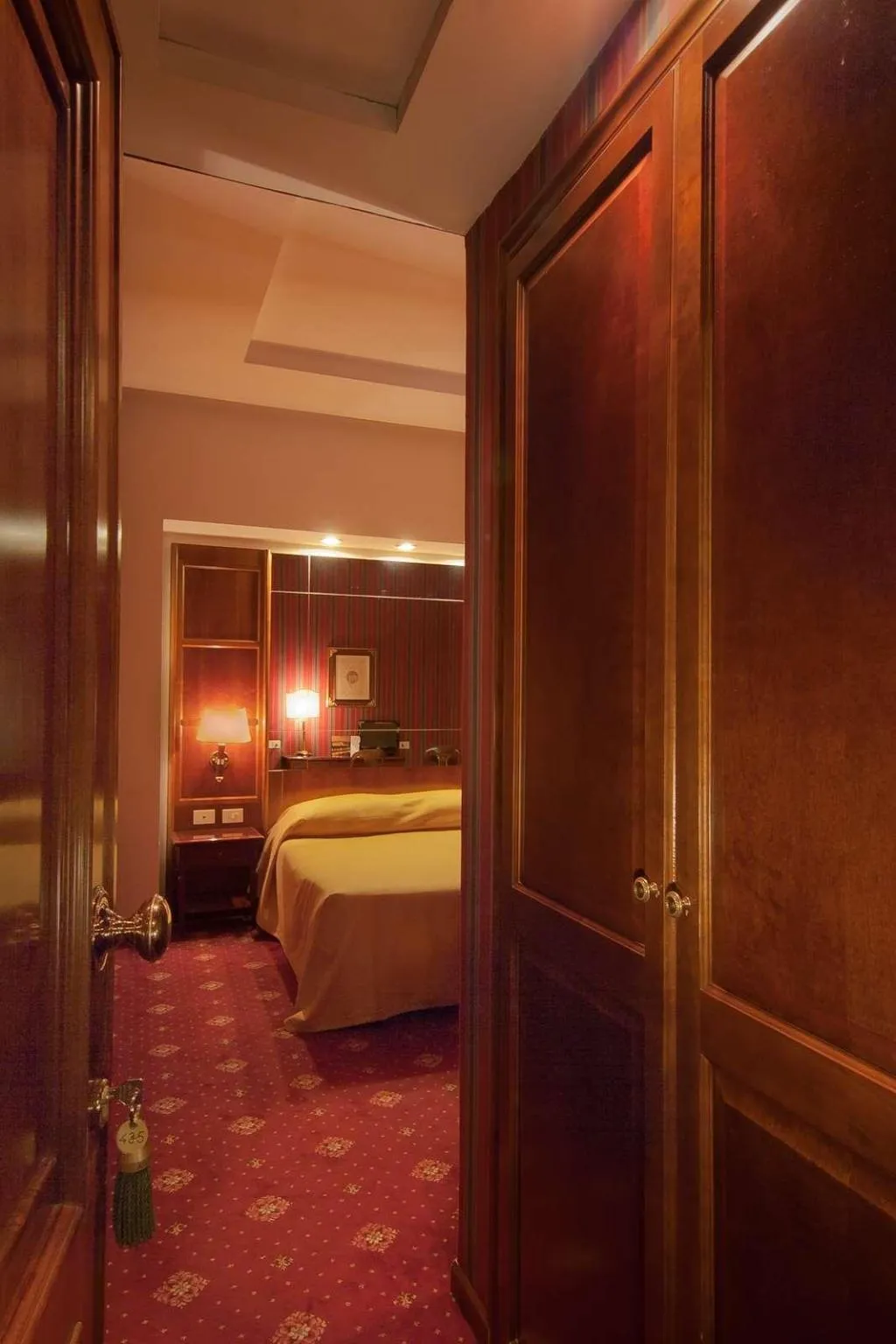 Room, Atlante Garden, Rome