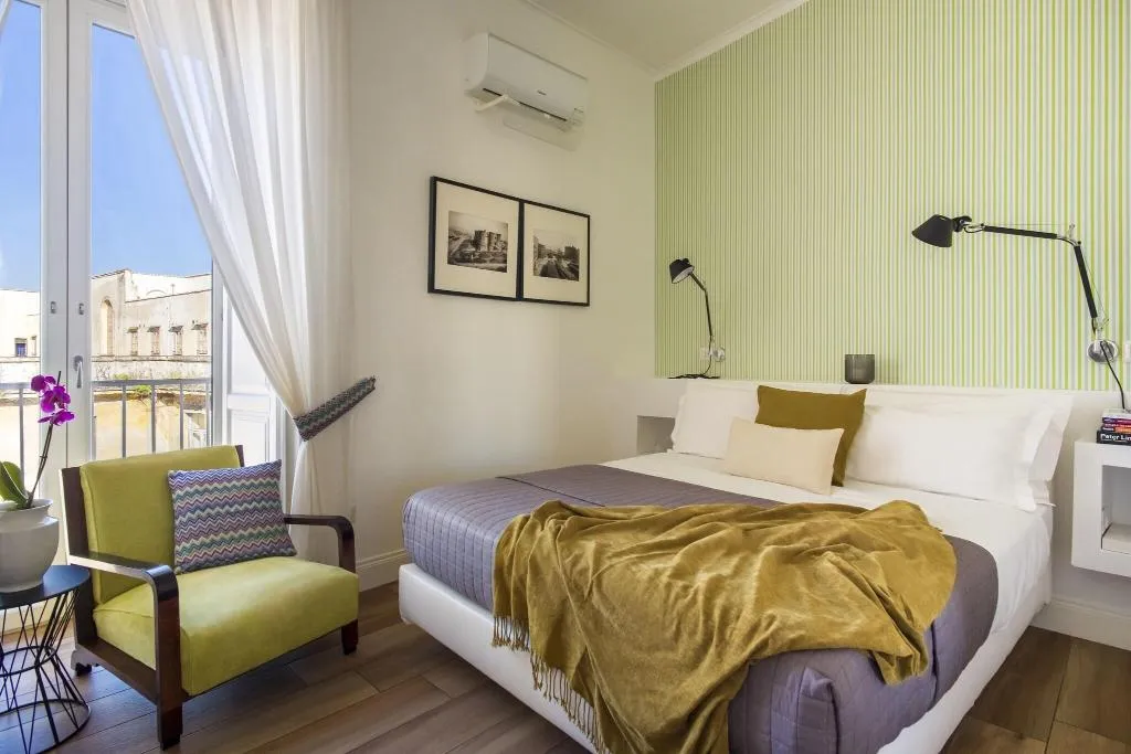 DOUBLE QUEEN SIZE BED Room, Santa Chiara Boutique Hotel, Naples