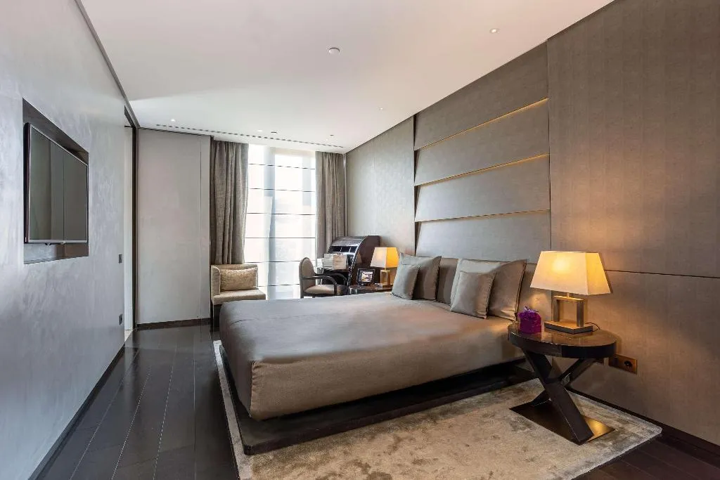 DOUBLE PREMIER Room, Armani Hotel Milano, Milan