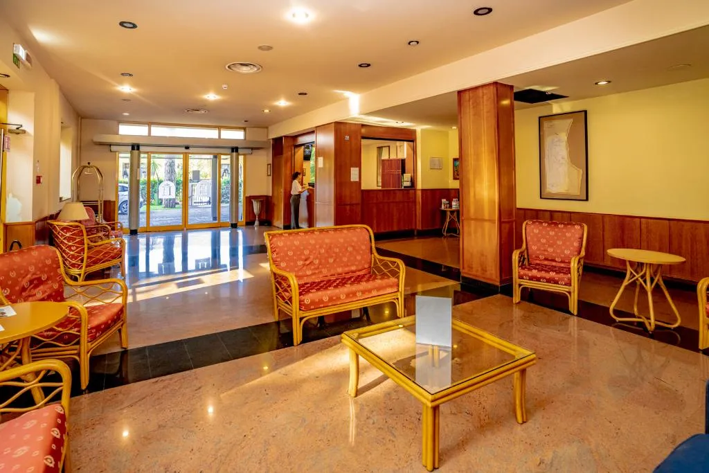 Lobby, Tivoli, Rome