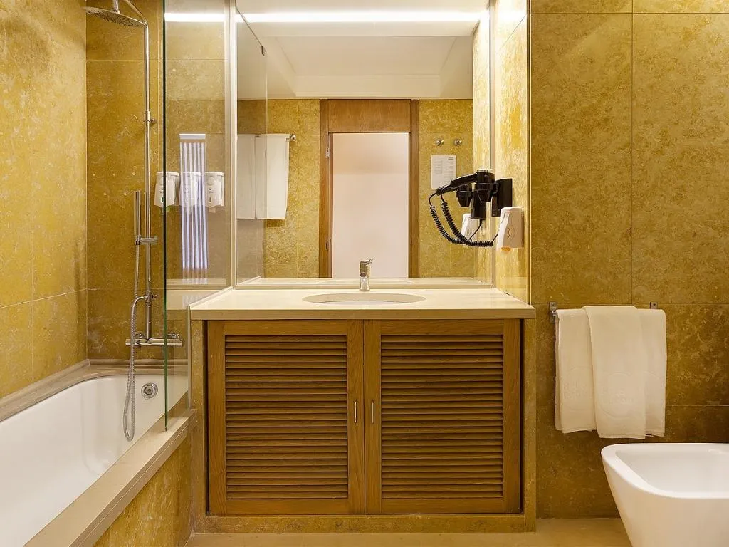 STUDIO SUPERIOR WITH BALCONY Room, Hello Lisbon Marques de Pombal Apartments, Lisbon