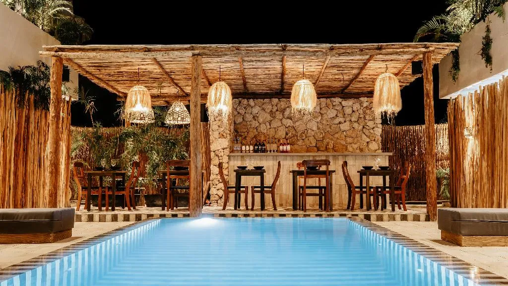 Pool, Majaro Apartments, Cancun Area