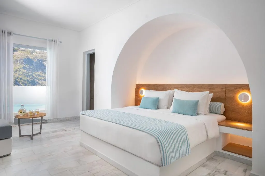 JUNIOR SUITE EXECUTIVE Room, Santorini Kastelli Resort, Santorini