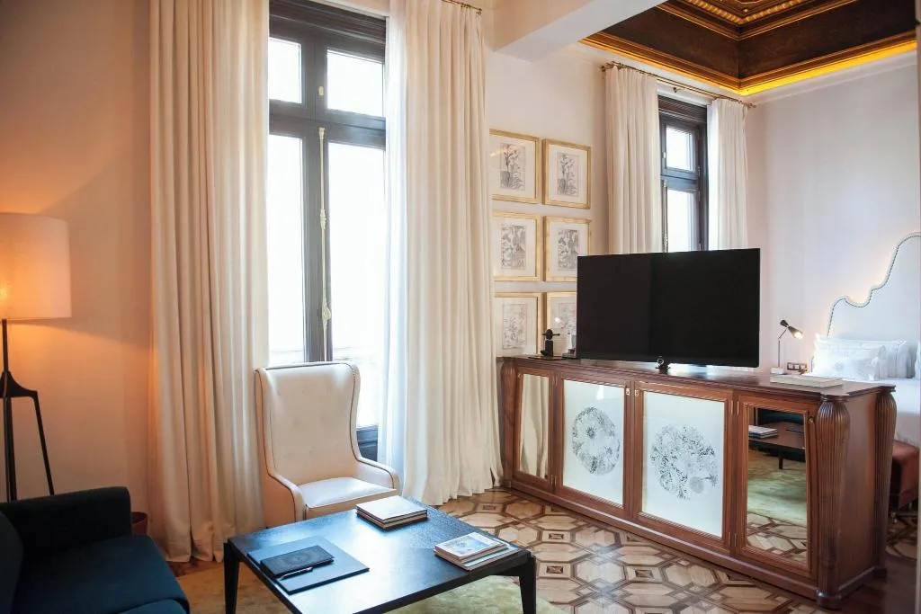 Room, Cotton House, Autograph Collection, Barcelona