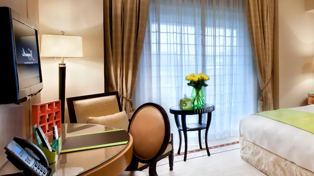 TWIN SUPERIOR Room, Kempinski Nile Hotel Garden City Cairo, Cairo