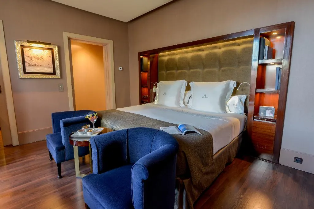 DOUBLE SUPERIOR Room, Casa Fuster, Barcelona
