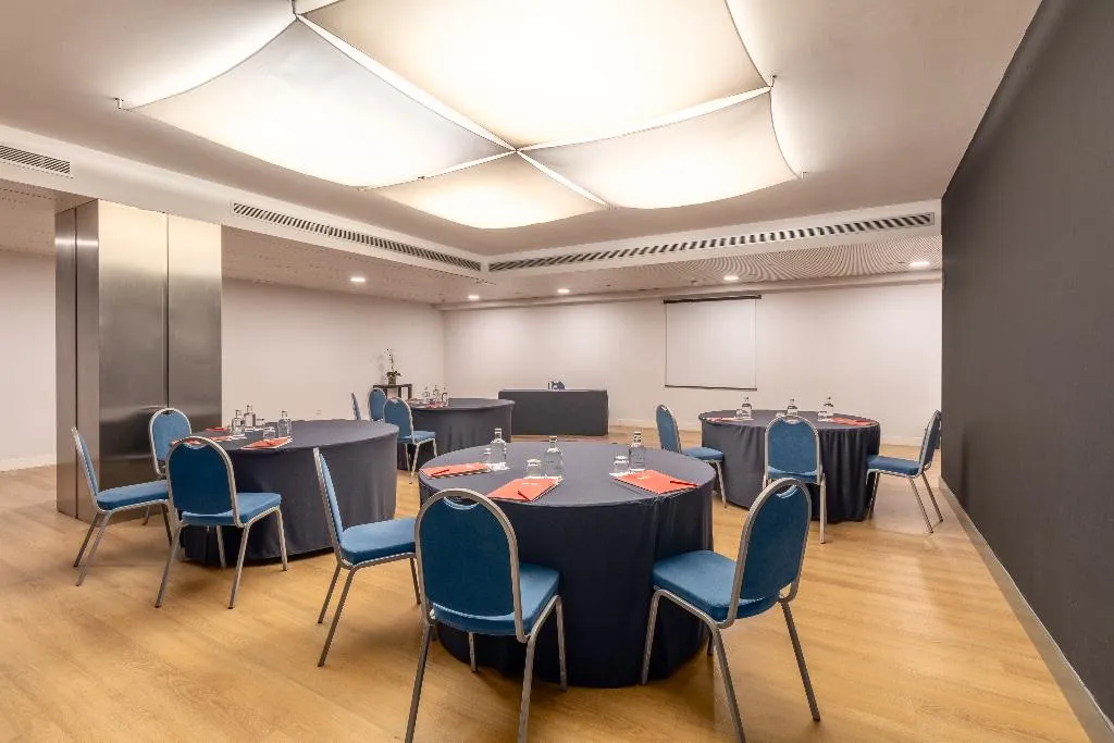 Conferences, Exe Tres Cantos, Madrid