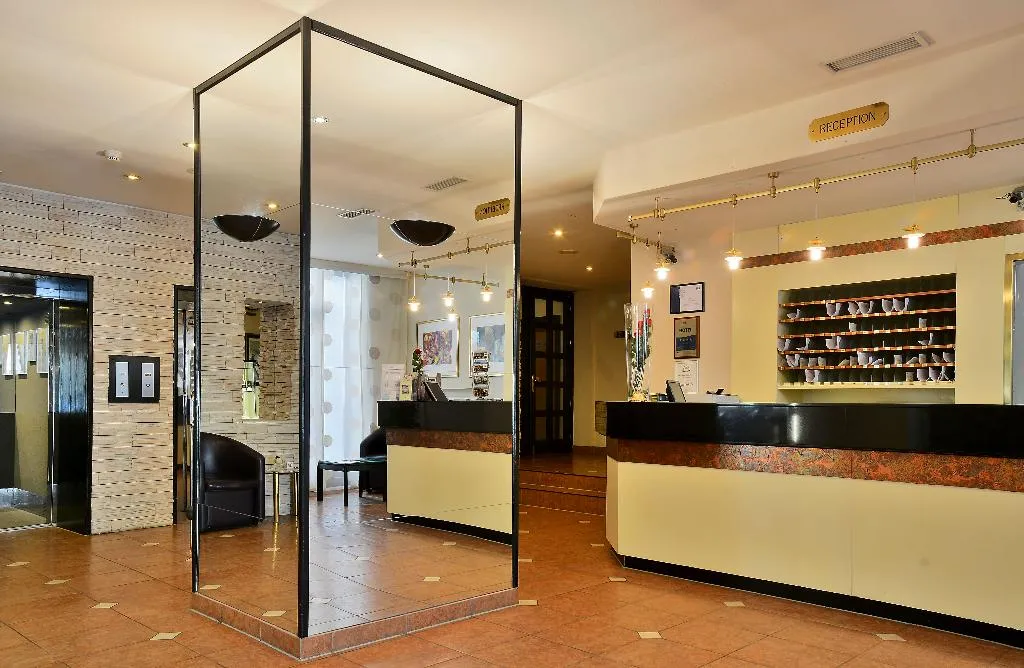 Lobby, Ametyst, Prague