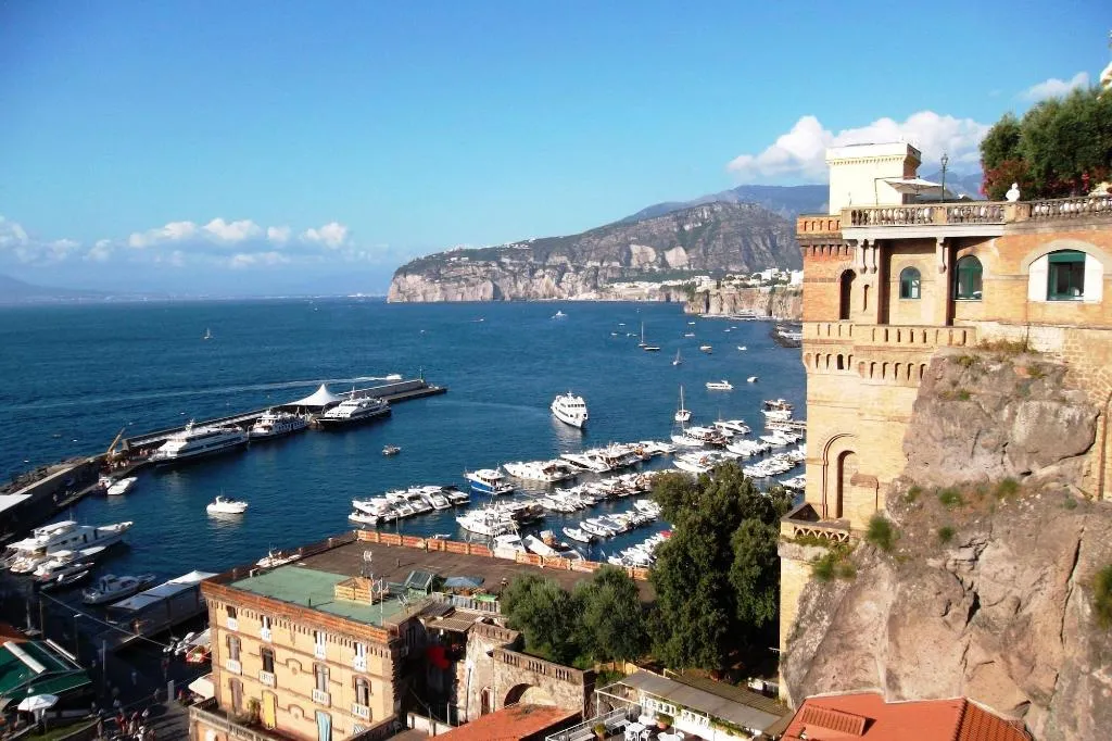 General view, Chalet Lidia, Naples
