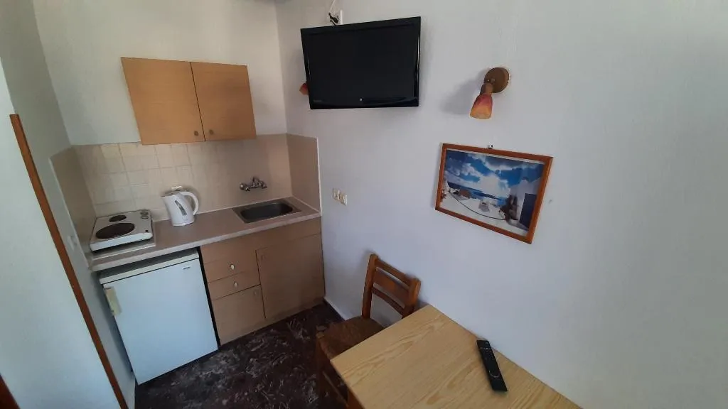 Double or Twin BASIC Room, Spiros-Soula Family Hotel & Thematic Suites, Crete