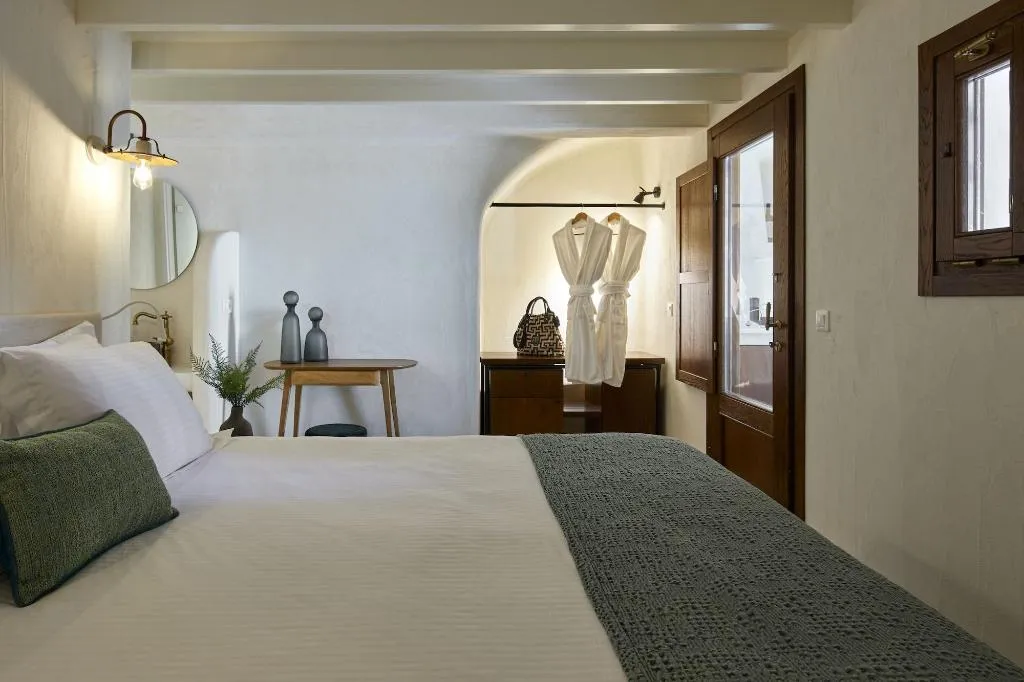 Room, Winery Hotel 1870, Santorini