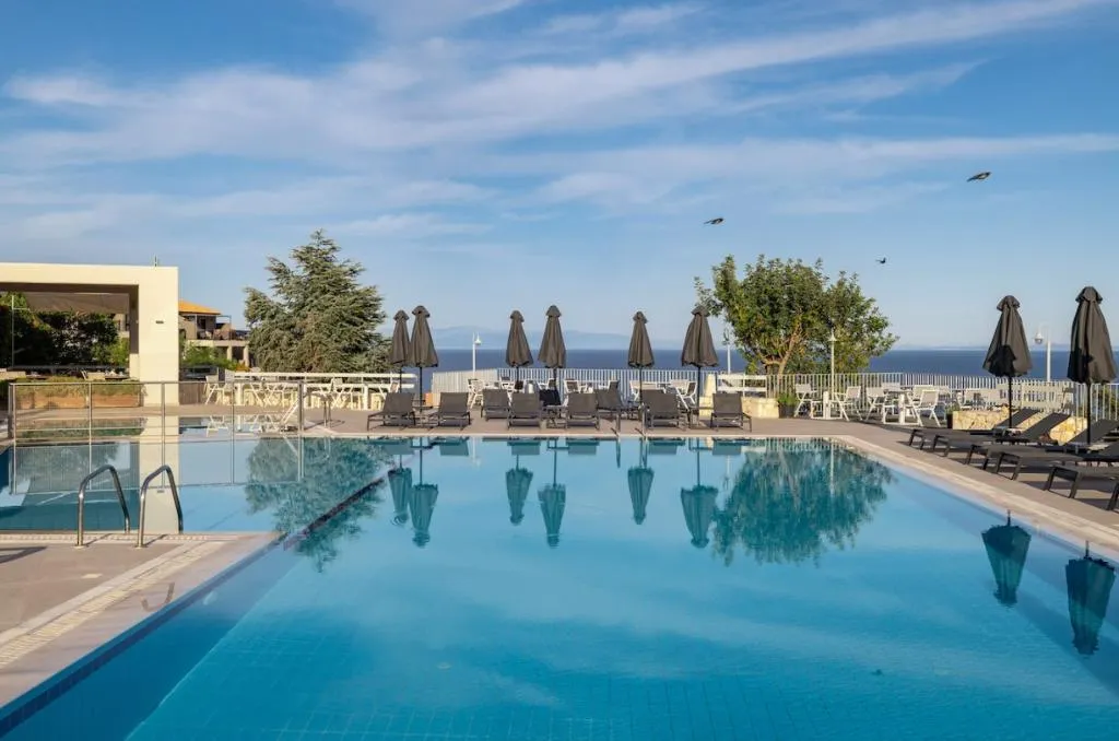 Pool, Asteris, Kefallinia