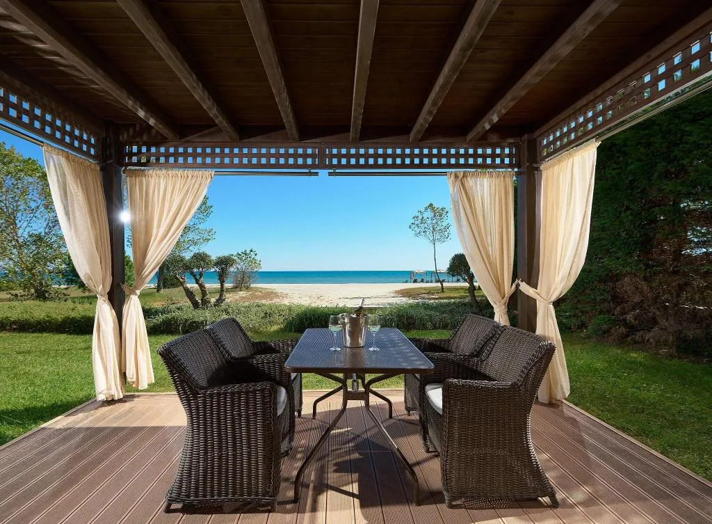 Terrace, Mediterranean Village Hotel & Spa, Thessaloniki