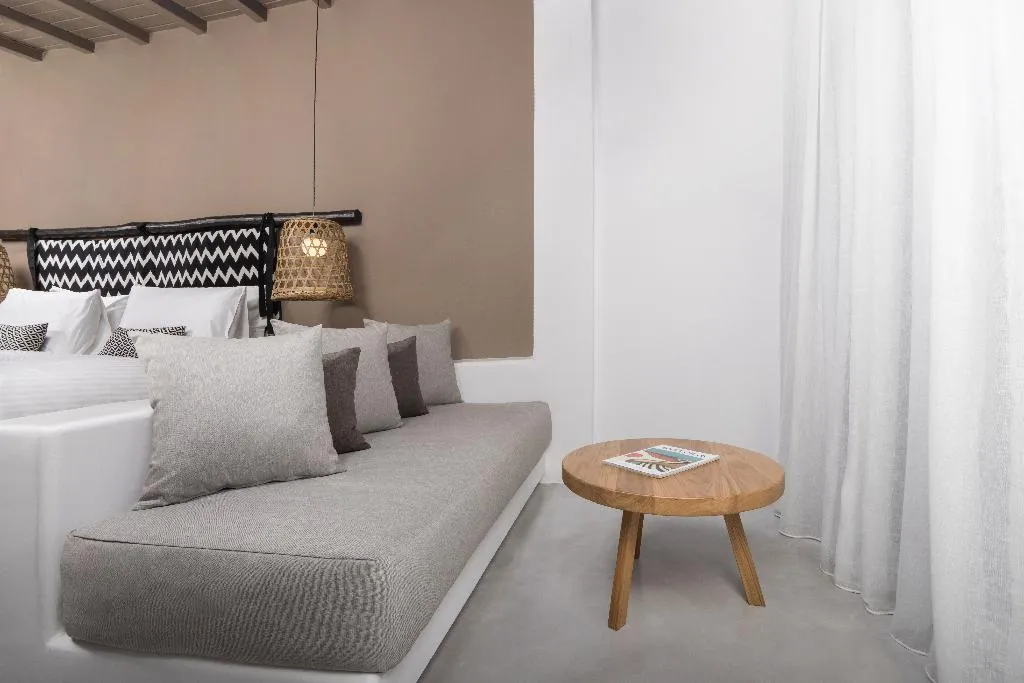 DOUBLE DELUXE WITH PRIVATE POOL Room, My Mykonos Boutique by Mr and Mrs White, Mykonos