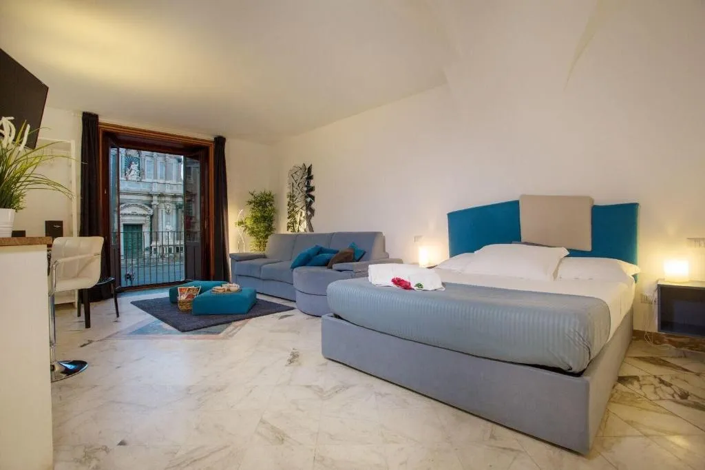 Room, Le Suites Del Duomo House, Catania