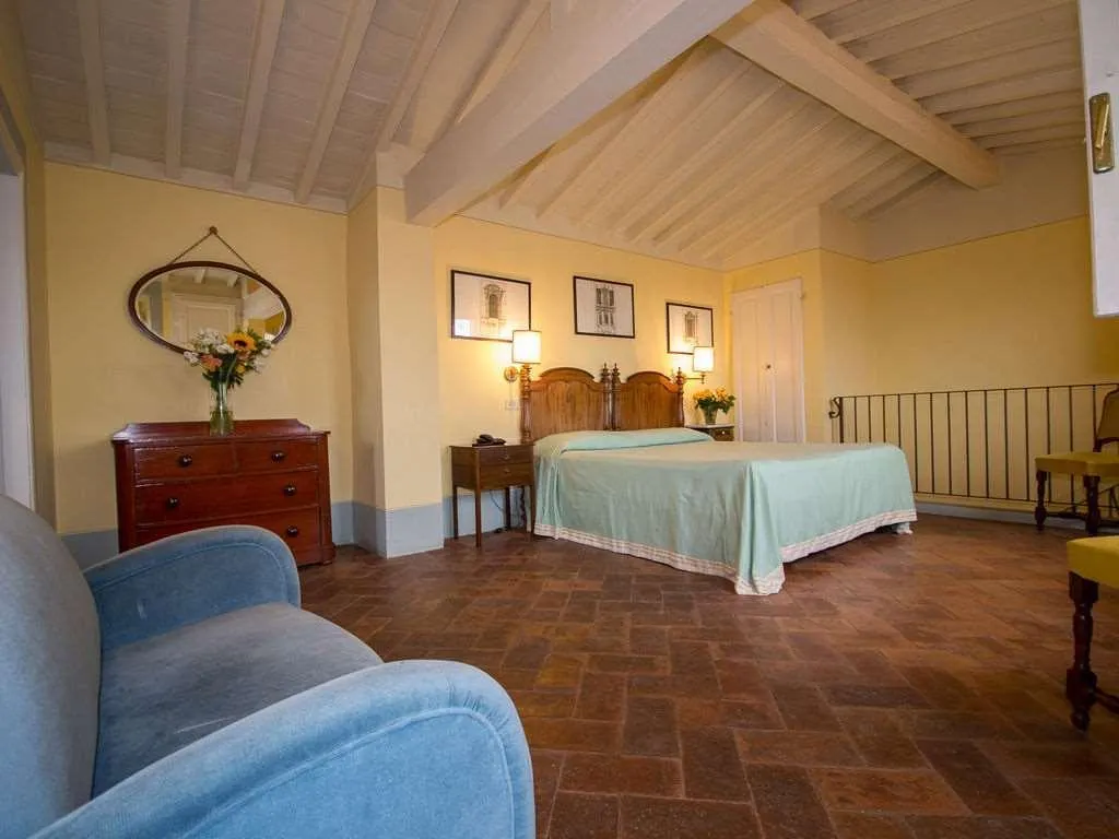Room, Loggiato Dei Serviti, Florence