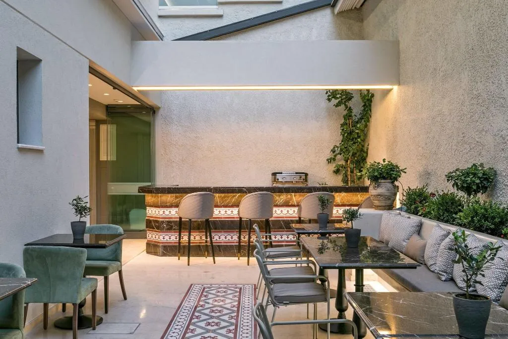 Terrace, Estia Boutique Apartments, Athens