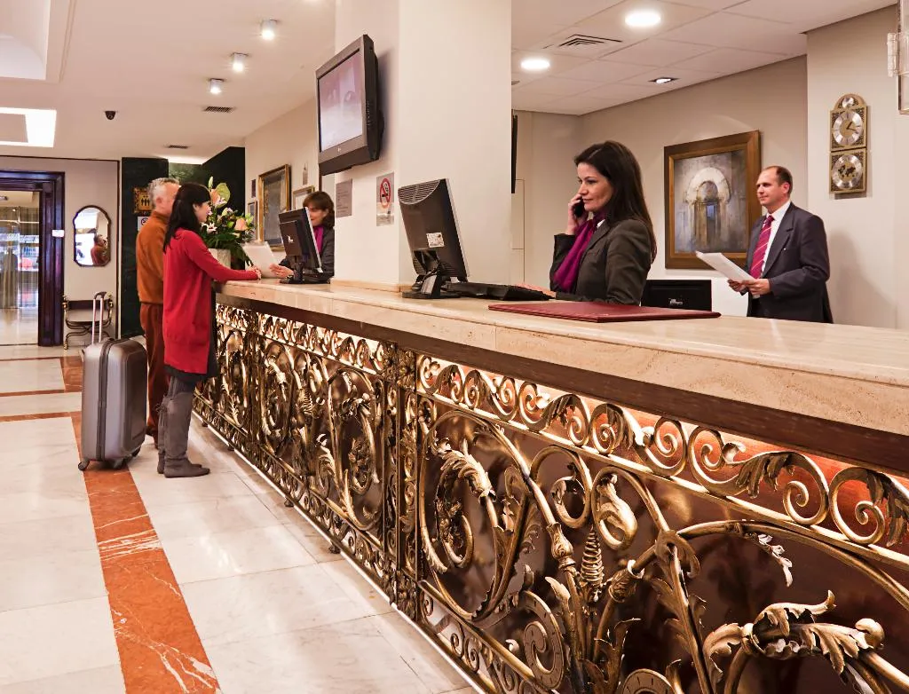 Lobby, Becquer, Seville