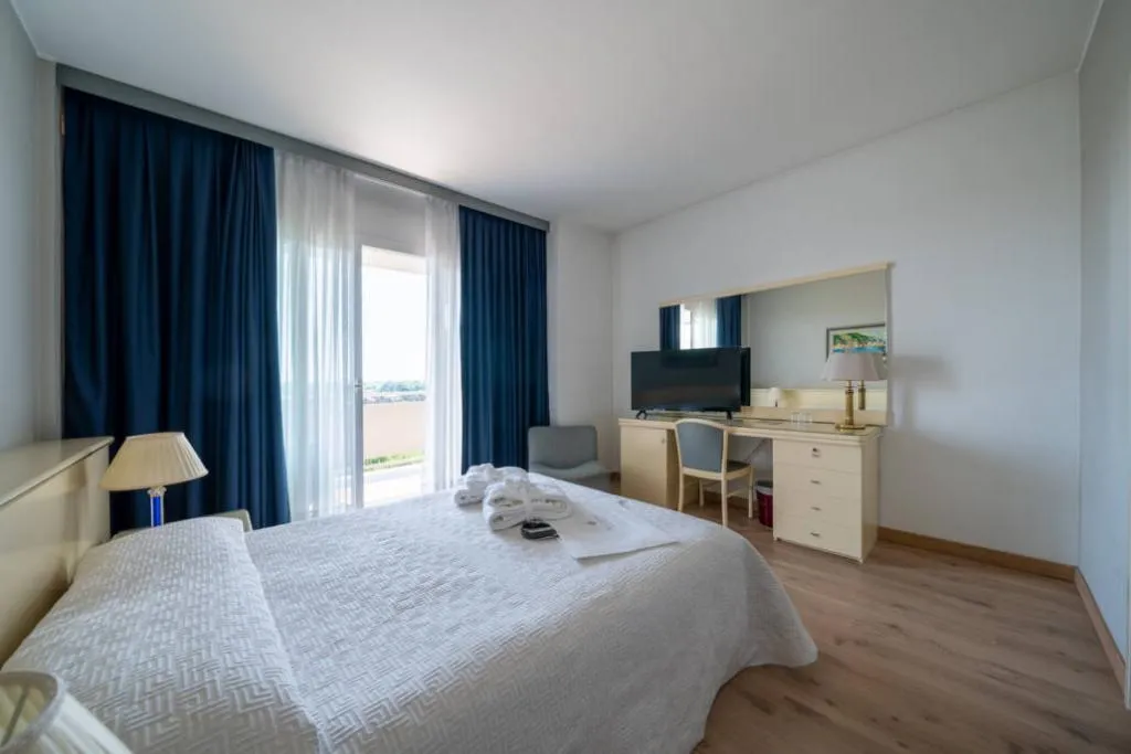 DOUBLE WITH BALCONY Room, Des Bains Terme, Venice