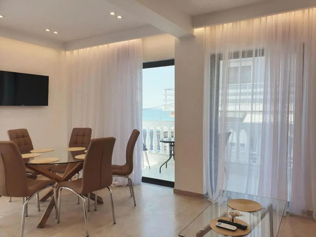 Room, Eantos Studios And Suites, Halkidiki