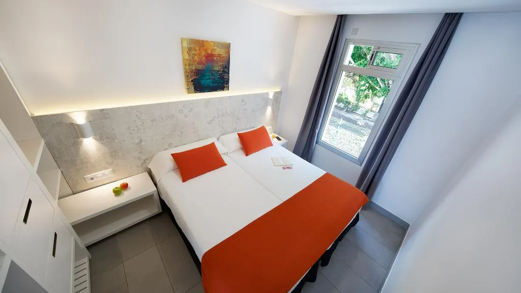 Room, Lara, Gran Canaria