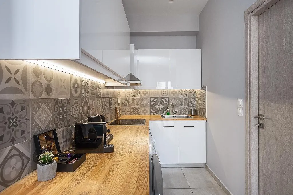 DOUBLE SUPERIOR WITH BALCONY Room, Omnia Pagrati Apartments, Athens