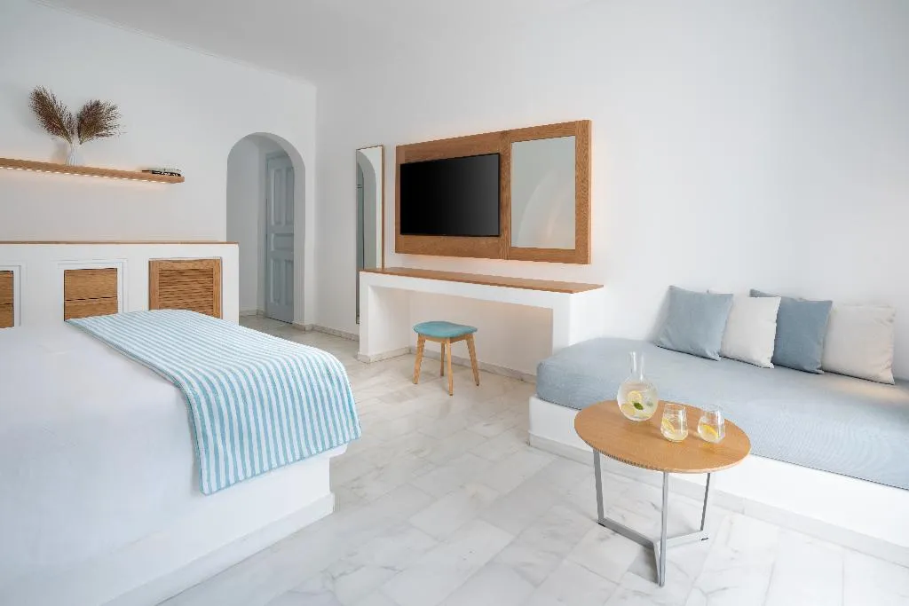 JUNIOR SUITE EXECUTIVE Room, Santorini Kastelli Resort, Santorini