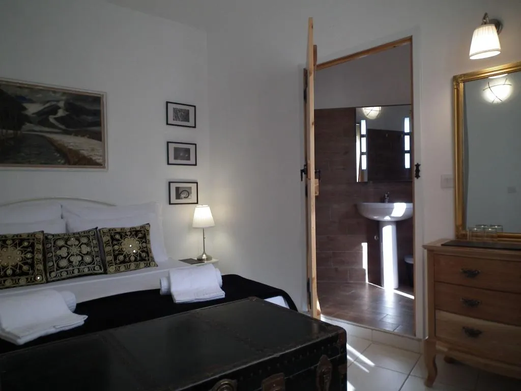 Room, Loggia Mariposa, Malta