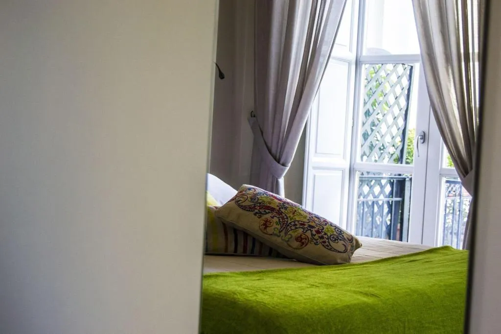 Room, Accademia 39, Naples
