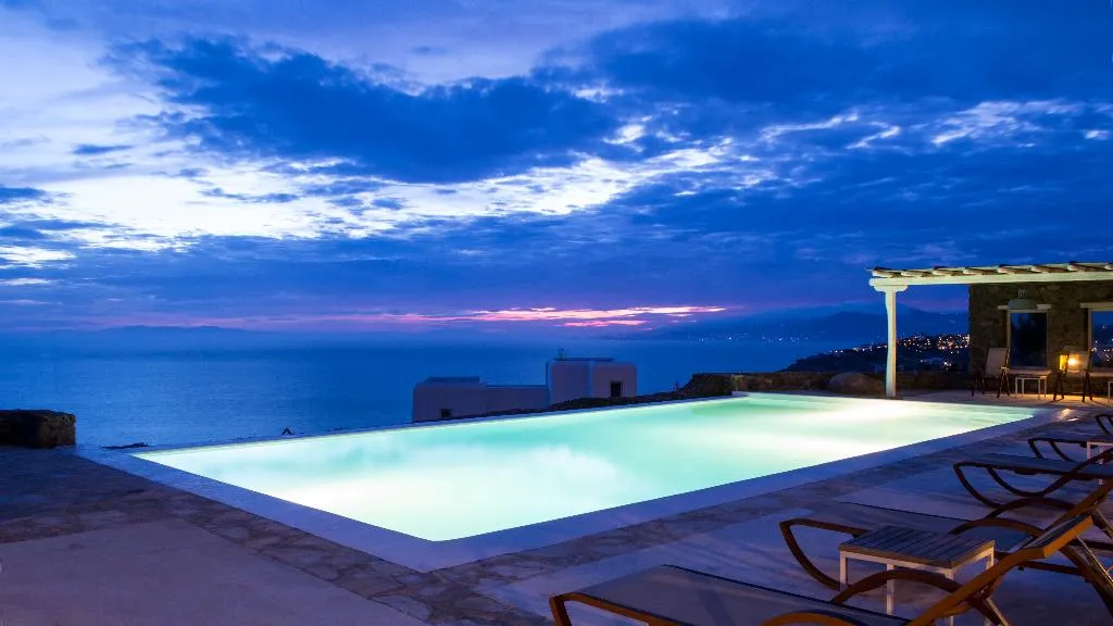 VILLA FOUR BEDROOMS Room, White Rock Suites & Villas, Mykonos