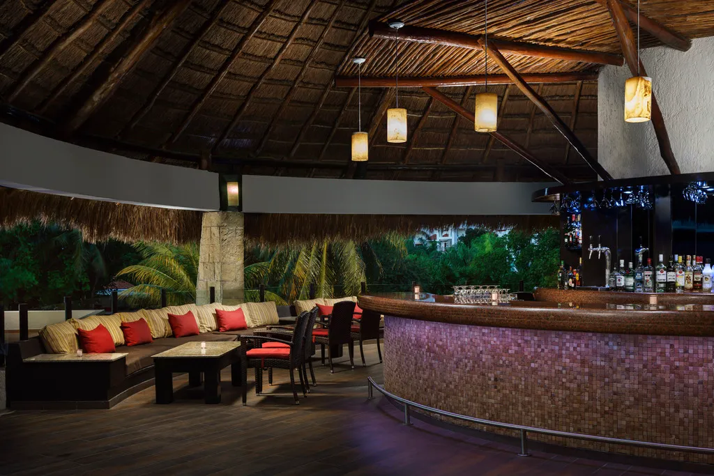 Bar, The Reef Playacar Beach Resort & Spa, Cancun Area