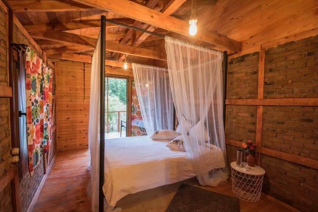 Room, Otantik Tas Ev, Dalaman