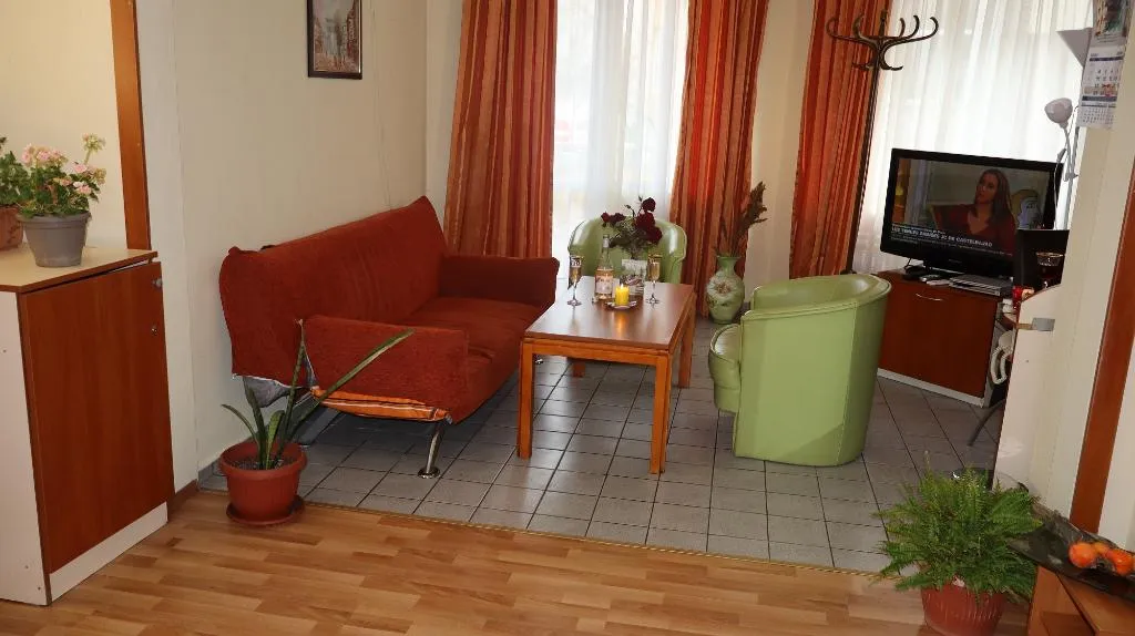 Room, Palitra, Varna