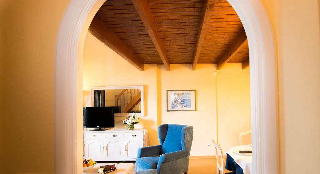 APARTMENT TWO BEDROOMS Room, Ona Cala Pi Club, Majorca
