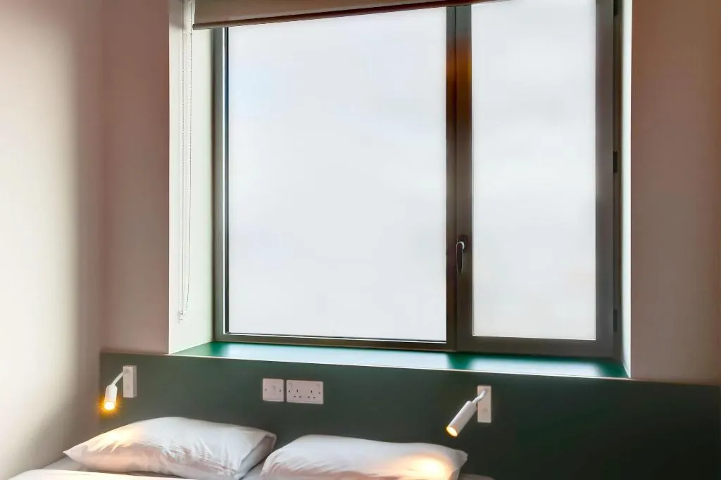 Room, Clink i Lár, Dublin